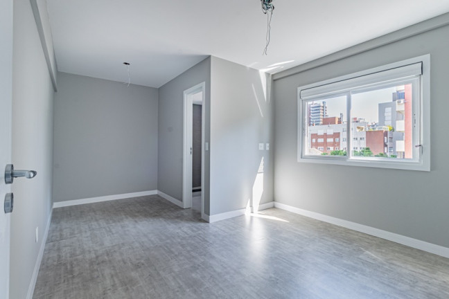 Imagem Apartamento com 2 Quartos à Venda, 83 m² em Petrópolis - Porto Alegre