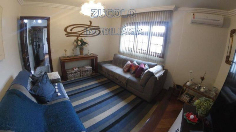 Imagem Sobrado com 2 Quartos à Venda, 220 m² Imagem Sobrado com 2 Quartos à Venda, 220 m²