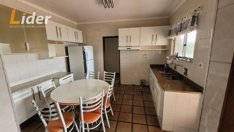 Imagem Casa com 3 Quartos à Venda, 192 m² em Santa Helena - Juiz De Fora Imagem Casa com 3 Quartos à Venda, 192 m² em Santa Helena - Juiz De Fora