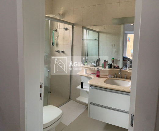 Imagem Casa com 3 Quartos à Venda, 250 m² em Jardim Das Indústrias - São José Dos Campos