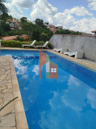 Chácara com 3 Quartos à Venda, 290 m² em Jardim Estância Brasil - Atibaia