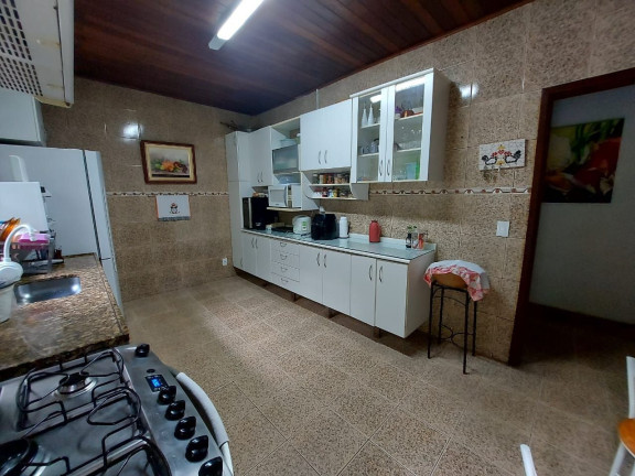 Imagem Casa com 3 Quartos à Venda, 160 m² em Vargem Grande - Teresópolis Imagem Casa com 3 Quartos à Venda, 160 m² em Vargem Grande - Teresópolis