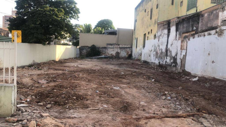 Imagem Terreno à Venda, 348 m² em Bandeirantes - Cuiabá Imagem Terreno à Venda, 348 m² em Bandeirantes - Cuiabá