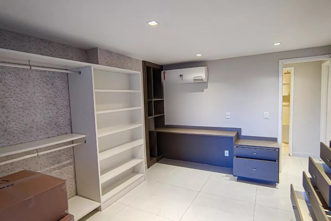 Imagem Apartamento com 4 Quartos à Venda, 180 m² em Taquara - Rio De Janeiro