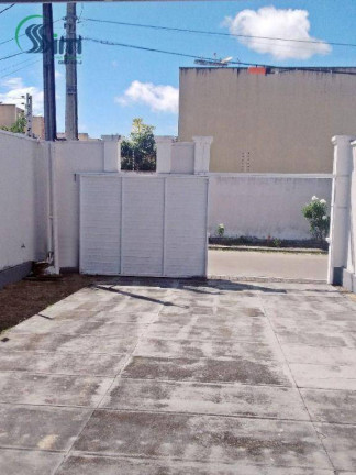 Imagem Casa com 3 Quartos à Venda, 175 m² em Sapiranga - Fortaleza