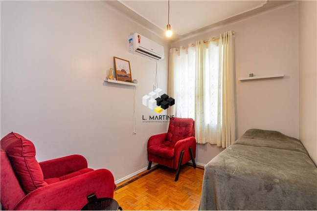 Imagem Casa com 4 Quartos à Venda, 98 m² em Petrópolis - Porto Alegre