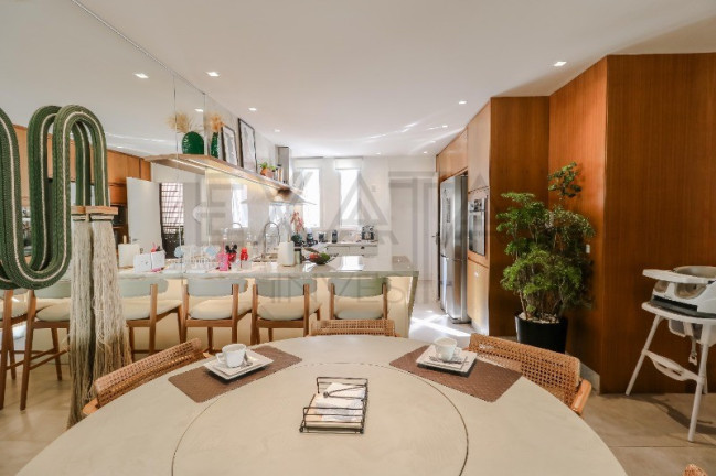 Imagem Imóvel com 3 Quartos à Venda, 259 m² em Jardim Morumbi - São Paulo Imagem Imóvel com 3 Quartos à Venda, 259 m² em Jardim Morumbi - São Paulo