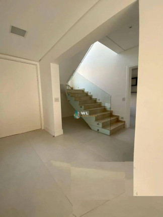 Imagem Casa com 4 Quartos à Venda, 380 m² em Alphaville Residencial 11 - Santana De Parnaíba Imagem Casa com 4 Quartos à Venda, 380 m² em Alphaville Residencial 11 - Santana De Parnaíba