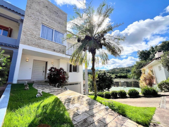 Casa com 3 Quartos à Venda, 300 m² em Vila Nova - Porto Alegre