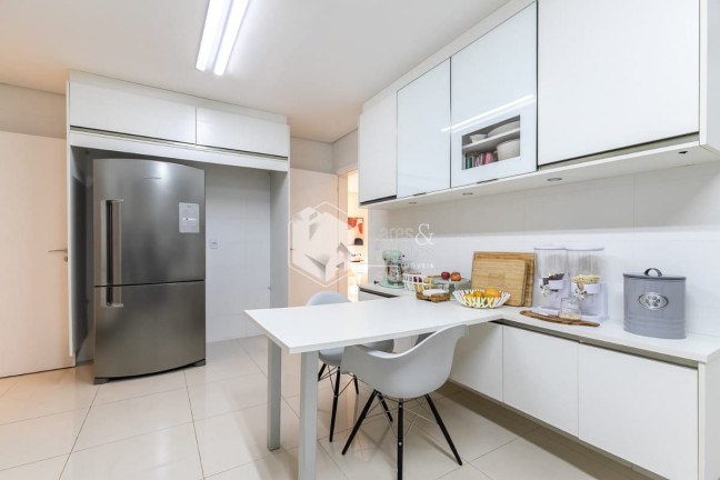 Imagem Casa com 4 Quartos à Venda, 533 m² em Jardim Petrópolis - São Paulo Imagem Casa com 4 Quartos à Venda, 533 m² em Jardim Petrópolis - São Paulo