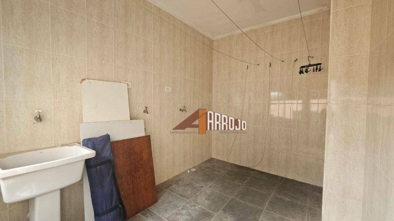 Imagem Sobrado com 3 Quartos à Venda, 201 m² em Itaquera - São Paulo