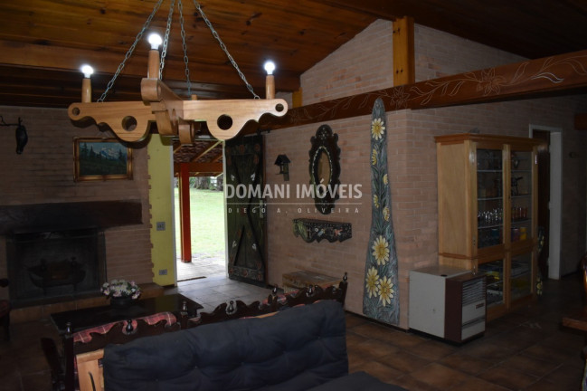 Imagem Casa com 2 Quartos à Venda, 112 m² em Região De Capivari - Campos Do Jordão Imagem Casa com 2 Quartos à Venda, 112 m² em Região De Capivari - Campos Do Jordão