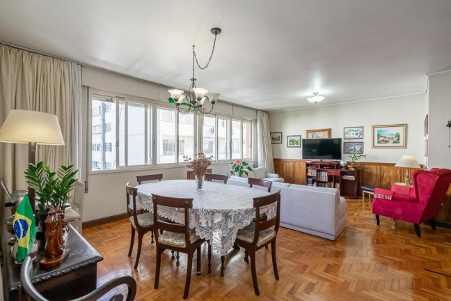 Imagem Apartamento com 3 Quartos à Venda, 168 m² em Bom Fim - Porto Alegre