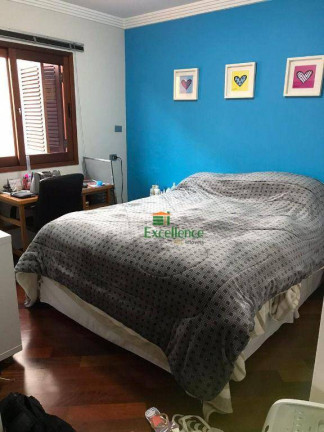 Imagem Sobrado com 3 Quartos à Venda, 250 m² em Vila Bastos - Santo André