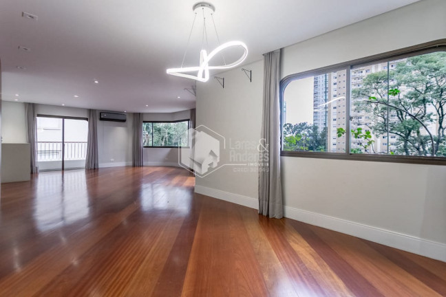 Imagem Apartamento com 3 Quartos à Venda, 195 m² em Campo Belo - São Paulo