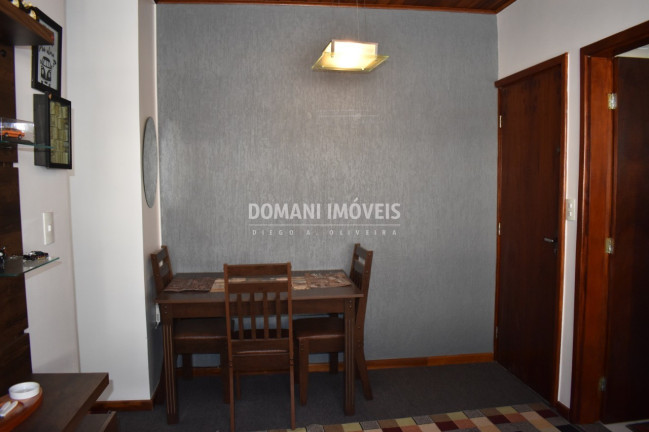 Imagem Imóvel com 2 Quartos à Venda, 48 m² em Região Da Floresta Negra - Campos Do Jordão Imagem Imóvel com 2 Quartos à Venda, 48 m² em Região Da Floresta Negra - Campos Do Jordão