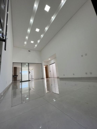 Casa com 3 Quartos à Venda, 122 m² em Jardim Helvécia - Aparecida De Goiânia