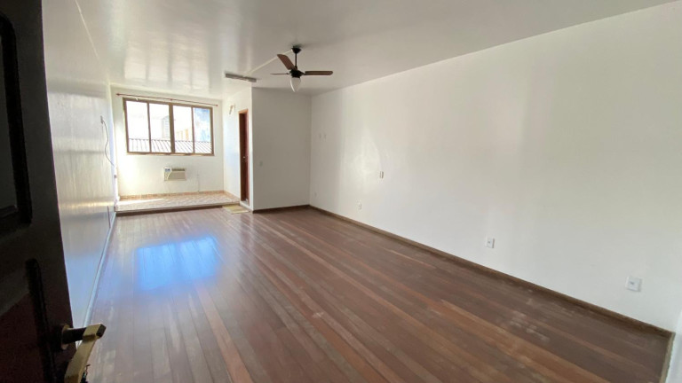 Imagem Casa com 12 Quartos à Venda, 429 m² em Centro - Arraial Do Cabo