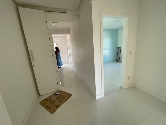 Imagem Casa com 4 Quartos à Venda, 416 m² em Sim - Feira De Santana Imagem Casa com 4 Quartos à Venda, 416 m² em Sim - Feira De Santana