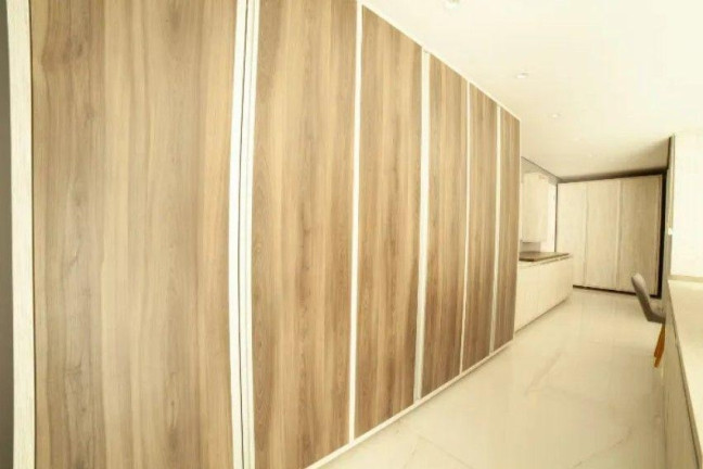 Imagem Casa com 4 Quartos à Venda, 615 m² em Campo Comprido - Curitiba Imagem Casa com 4 Quartos à Venda, 615 m² em Campo Comprido - Curitiba