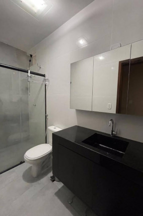Imagem Sobrado com 4 Quartos para Alugar,  em Jardim Renascença - São Luís