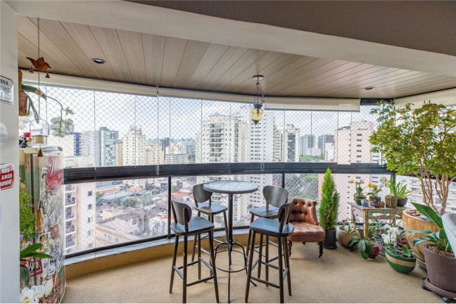 Imagem Apartamento com 3 Quartos à Venda, 190 m² em Moema - São Paulo Imagem Apartamento com 3 Quartos à Venda, 190 m² em Moema - São Paulo