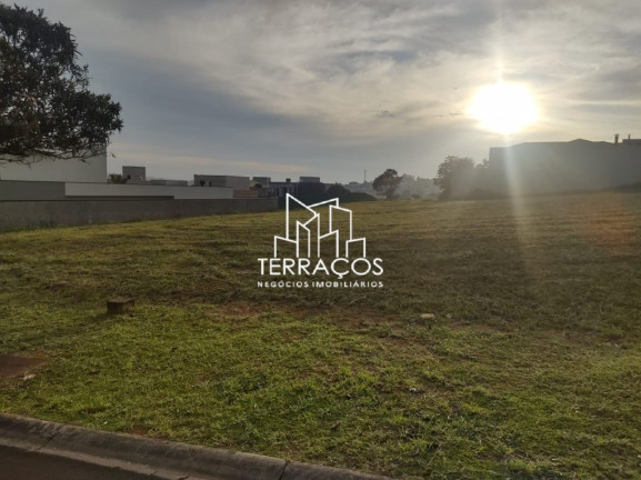 Imagem Terreno à Venda, 2.200 m² em Cidade Santos Dumont - Jundiaí Imagem Terreno à Venda, 2.200 m² em Cidade Santos Dumont - Jundiaí