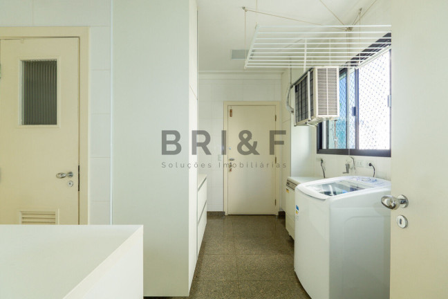 Imagem Apartamento com 3 Quartos à Venda, 200 m² em Campo Belo - São Paulo