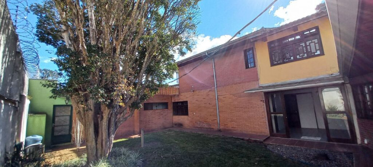 Imagem Casa com 5 Quartos à Venda, 298 m² em Rebouças - Curitiba