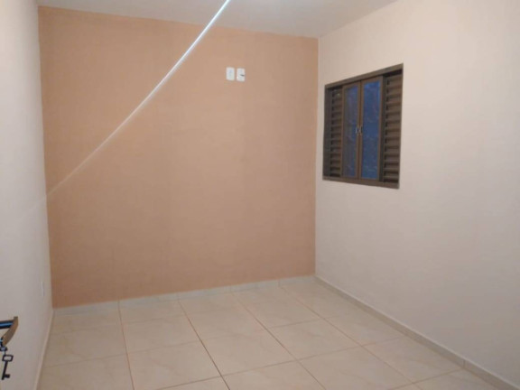 Imagem Casa com 2 Quartos à Venda, em Botucatu Imagem Casa com 2 Quartos à Venda, em Botucatu