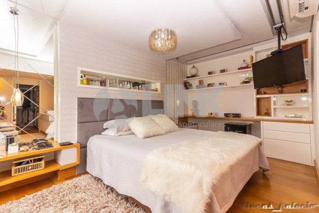 Imagem Apartamento com 3 Quartos à Venda, 129 m² em Menino Deus - Porto Alegre Imagem Apartamento com 3 Quartos à Venda, 129 m² em Menino Deus - Porto Alegre