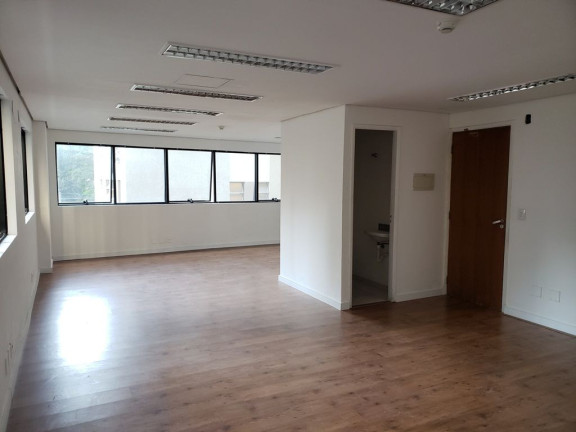 Sala Comercial para Alugar, 64 m² em Itaim Bibi - São Paulo