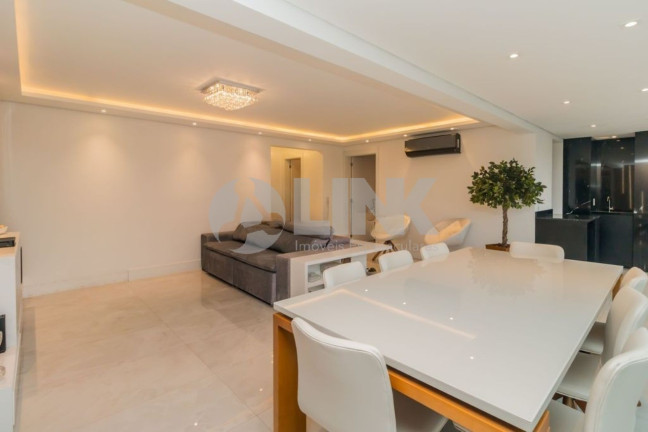 Imagem Apartamento com 3 Quartos à Venda, 127 m² em Jardim Do Salso - Porto Alegre Imagem Apartamento com 3 Quartos à Venda, 127 m² em Jardim Do Salso - Porto Alegre