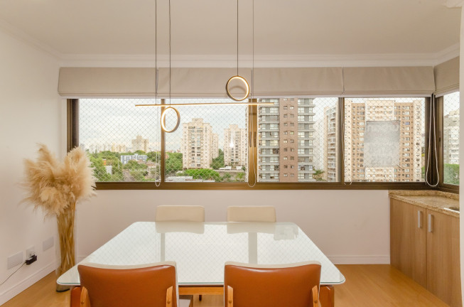 Imagem Imóvel com 2 Quartos à Venda, 72 m² em Passo Da Areia - Porto Alegre Imagem Imóvel com 2 Quartos à Venda, 72 m² em Passo Da Areia - Porto Alegre