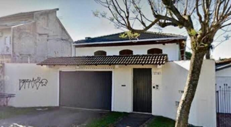 Imagem Casa com 4 Quartos à Venda, 820 m² em Guaíra - Curitiba Imagem Casa com 4 Quartos à Venda, 820 m² em Guaíra - Curitiba