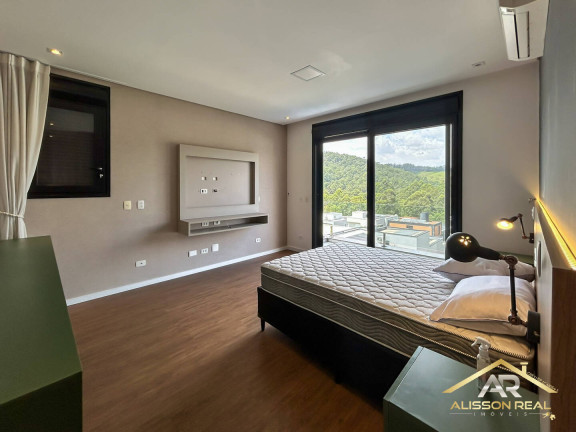 Imagem Casa de Condomínio com 4 Quartos à Venda, 350 m² em Tamboré - Santana De Parnaíba Imagem Casa de Condomínio com 4 Quartos à Venda, 350 m² em Tamboré - Santana De Parnaíba
