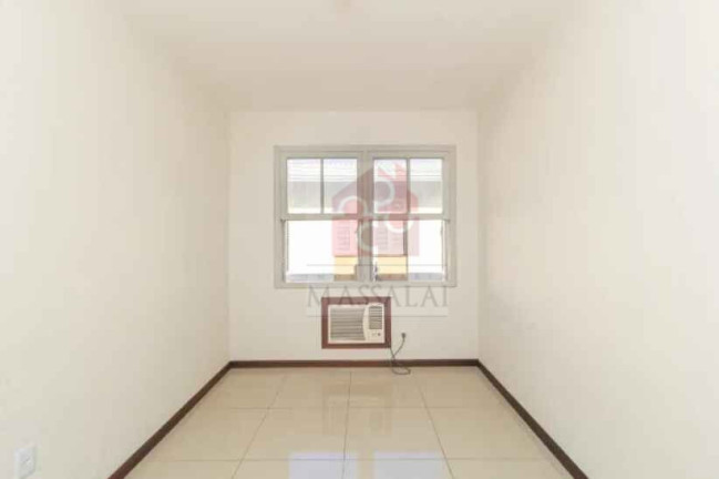 Imagem Apartamento com 2 Quartos à Venda, 61 m² em Cristal - Porto Alegre Imagem Apartamento com 2 Quartos à Venda, 61 m² em Cristal - Porto Alegre
