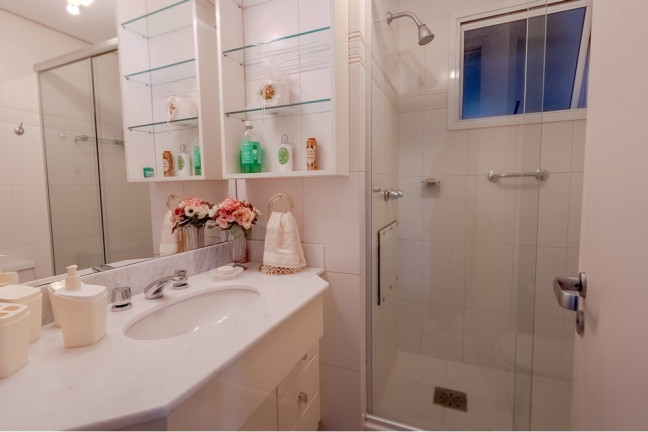 Imagem Apartamento com 3 Quartos à Venda, 110 m² em Petrópolis - Porto Alegre Imagem Apartamento com 3 Quartos à Venda, 110 m² em Petrópolis - Porto Alegre