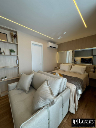 Imagem Apartamento à Venda, 26 m² em Vila Nova Conceição - São Paulo Imagem Apartamento à Venda, 26 m² em Vila Nova Conceição - São Paulo