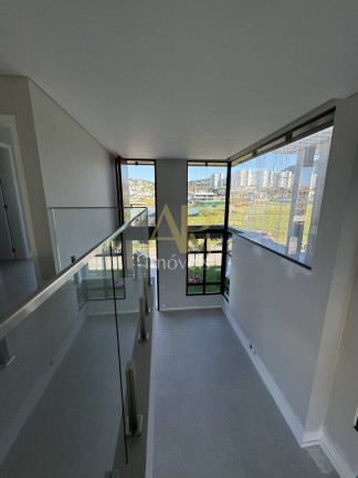 Imagem Casa com 3 Quartos à Venda, 300 m² em Pedra Branca - Palhoça