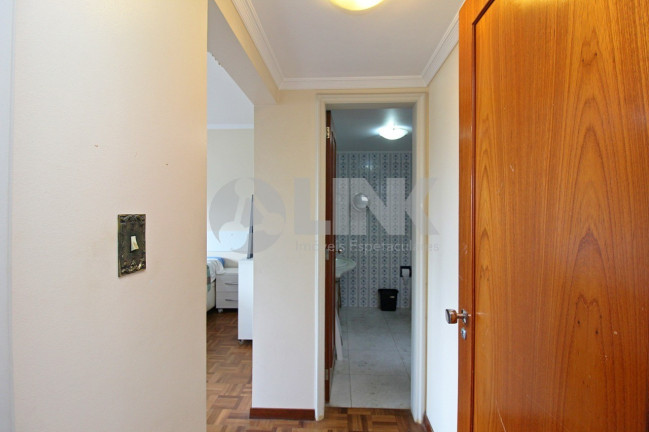 Imagem Apartamento com 4 Quartos à Venda, 214 m² em Menino Deus - Porto Alegre Imagem Apartamento com 4 Quartos à Venda, 214 m² em Menino Deus - Porto Alegre