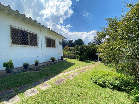 Imagem Casa com 3 Quartos à Venda, 139 m² em Granja Guarani - Teresópolis
