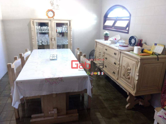 Imagem Casa com 3 Quartos à Venda, 283 m² em Centro - São Pedro Da Aldeia Imagem Casa com 3 Quartos à Venda, 283 m² em Centro - São Pedro Da Aldeia