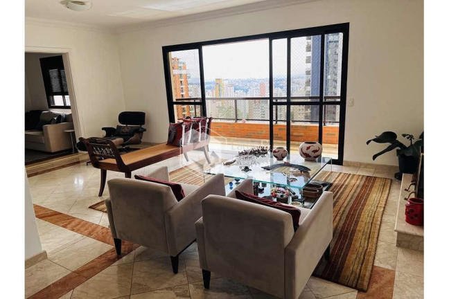 Apartamento com 3 Quartos à Venda, 176 m² em Vila Suzana - São Paulo