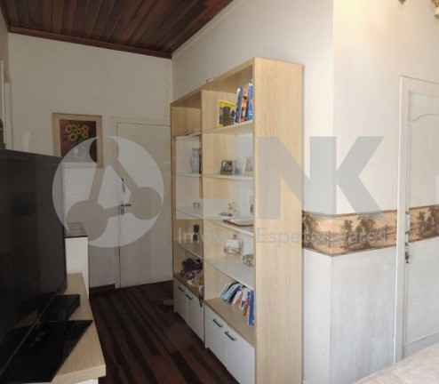 Imagem Casa com 3 Quartos à Venda, 300 m² em Chácara Das Pedras - Porto Alegre