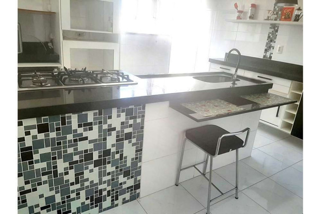 Apartamento com 2 Quartos à Venda, 135 m² em Boqueirão - Santos