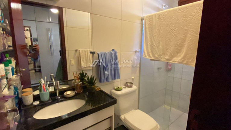 Imagem Casa com 4 Quartos à Venda, 194 m² em Centro - Eusébio