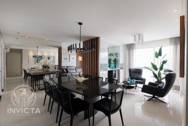 Apartamento com 4 Quartos à Venda, 167 m² em Centro - Balneário Camboriú