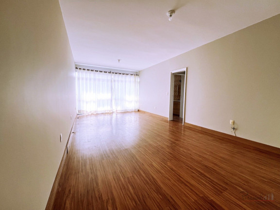 Imagem Apartamento com 3 Quartos à Venda, 133 m² em Centro - Florianópolis Imagem Apartamento com 3 Quartos à Venda, 133 m² em Centro - Florianópolis