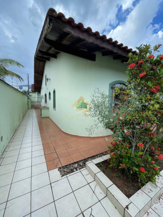 Imagem Casa com 3 Quartos à Venda, 214 m² em Barra Da Lagoa - Ubatuba Imagem Casa com 3 Quartos à Venda, 214 m² em Barra Da Lagoa - Ubatuba